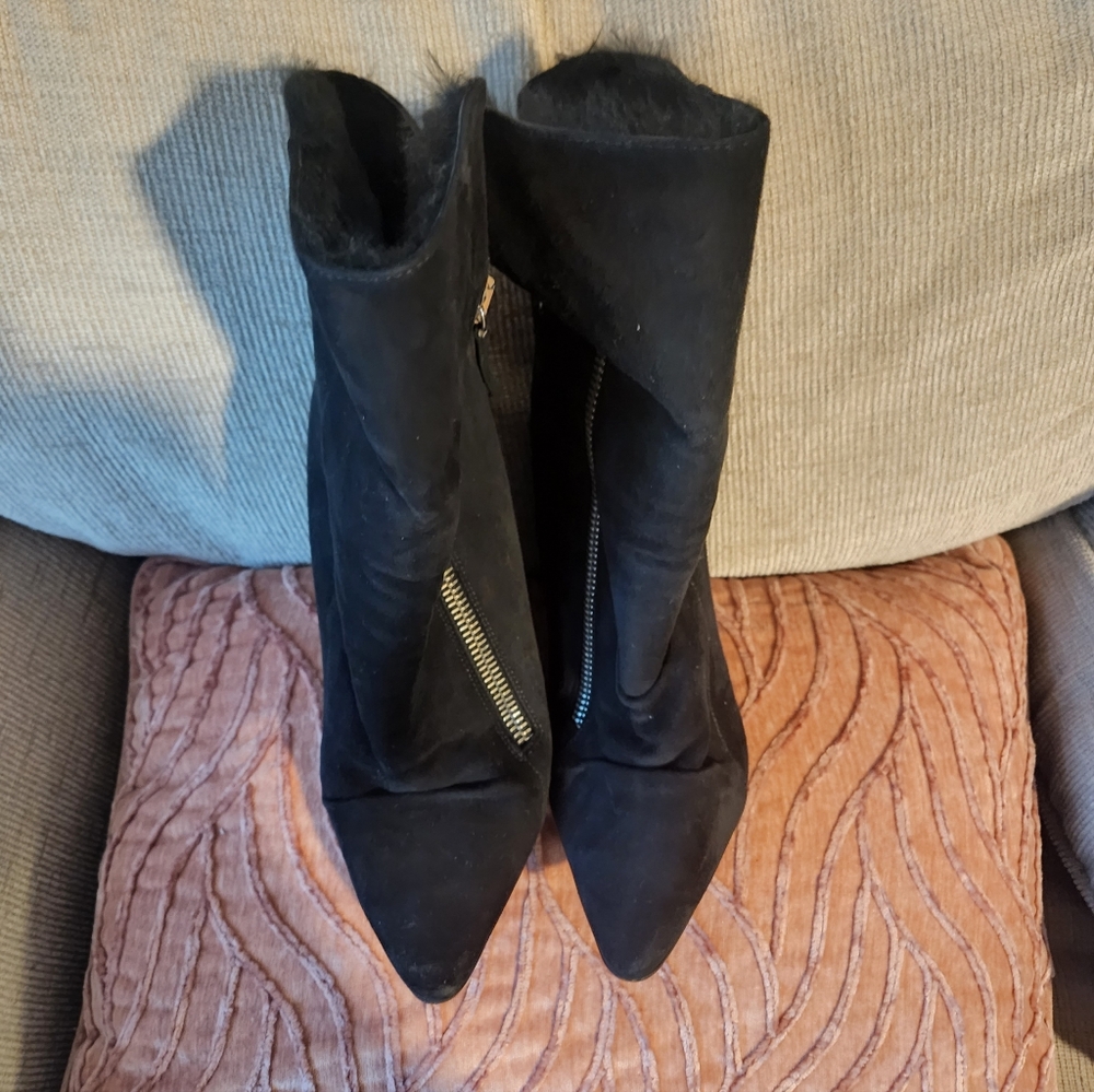 Elegant Black Ankle Boots
